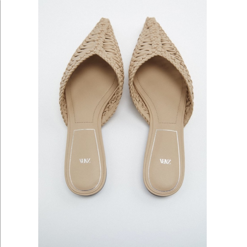 NWT Zara flat woven mules